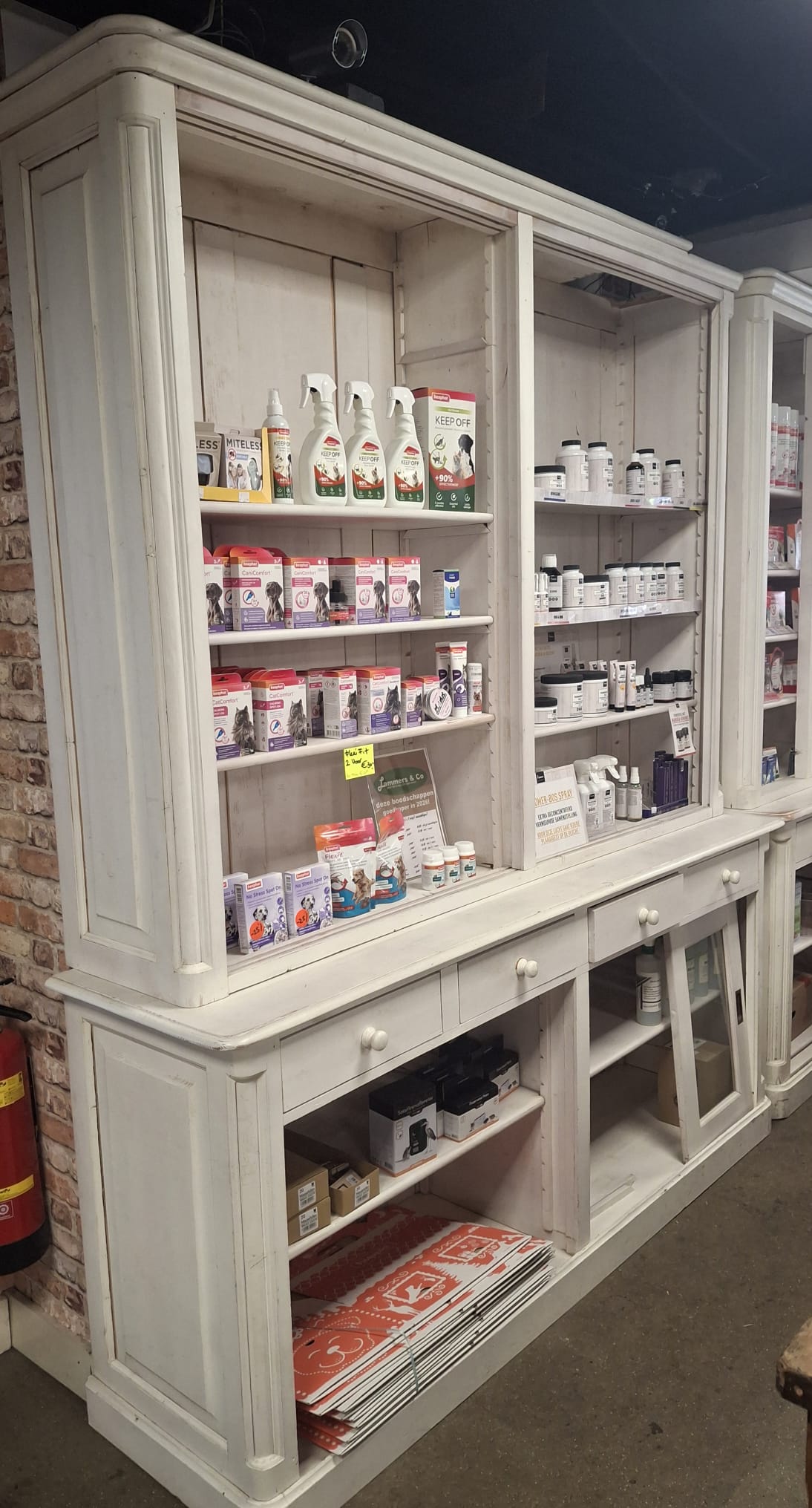 Vitrine kasten - wit / diverse afmetingen en uitvoeringen
