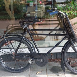 Authentieke decoratieve bakkersfiets  met XXL-voordrager
